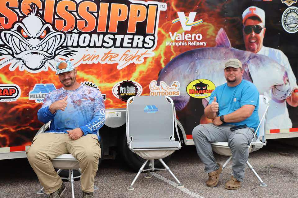 MISSISSIPPI RIVER MONSTERS CATFISH TOURNAMENT (105)