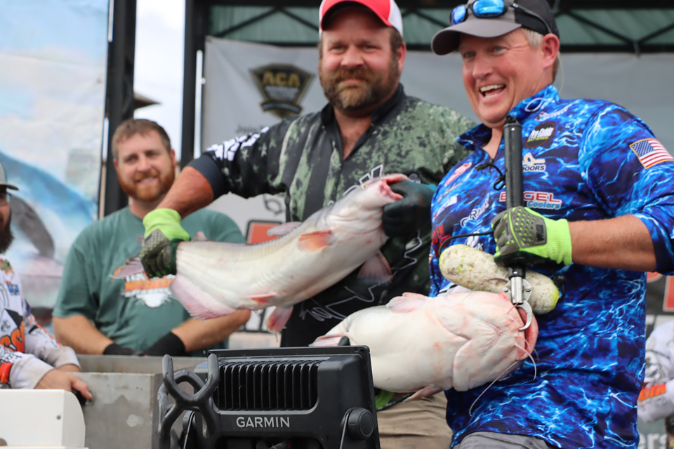 MISSISSIPPI RIVER MONSTERS CATFISH TOURNAMENT (107)