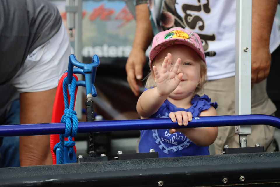 MISSISSIPPI RIVER MONSTERS CATFISH TOURNAMENT (124)