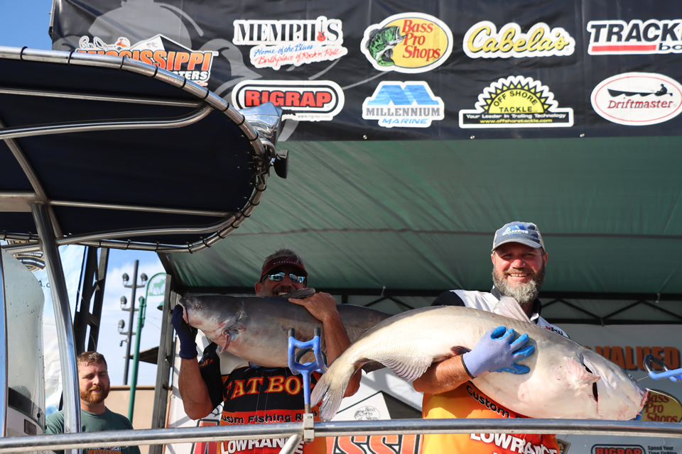 MISSISSIPPI RIVER MONSTERS CATFISH TOURNAMENT (130)