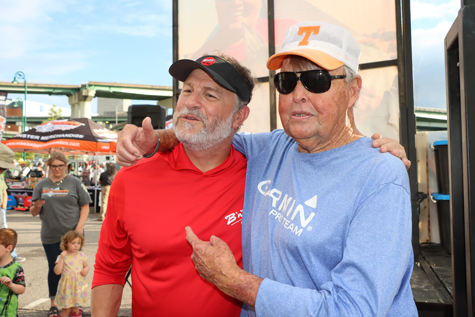 MISSISSIPPI RIVER MONSTERS CATFISH TOURNAMENT (172)