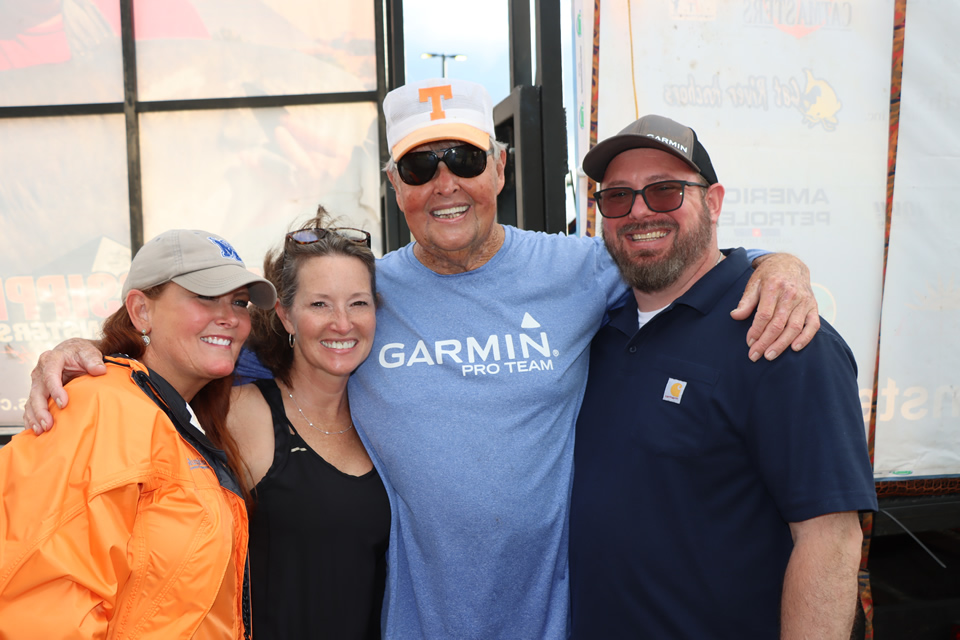 MISSISSIPPI RIVER MONSTERS CATFISH TOURNAMENT (176)