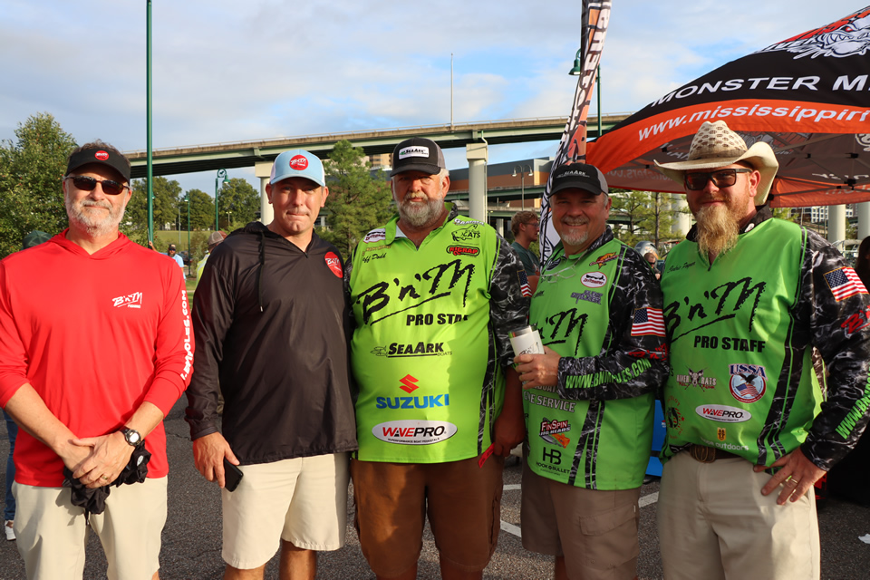 MISSISSIPPI RIVER MONSTERS CATFISH TOURNAMENT (177)