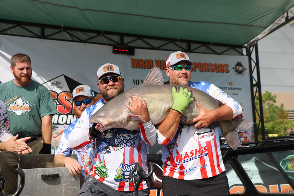 MISSISSIPPI RIVER MONSTERS CATFISH TOURNAMENT (78)