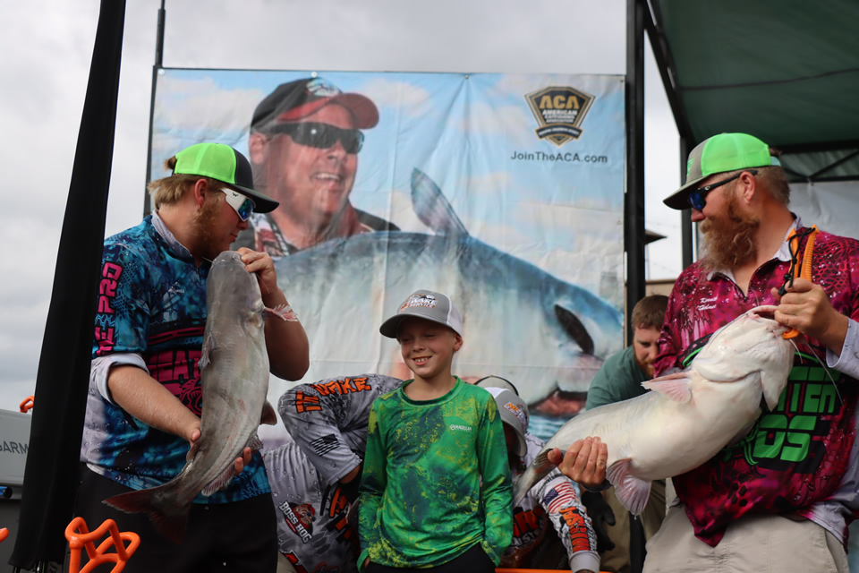 MISSISSIPPI RIVER MONSTERS CATFISH TOURNAMENT (85)