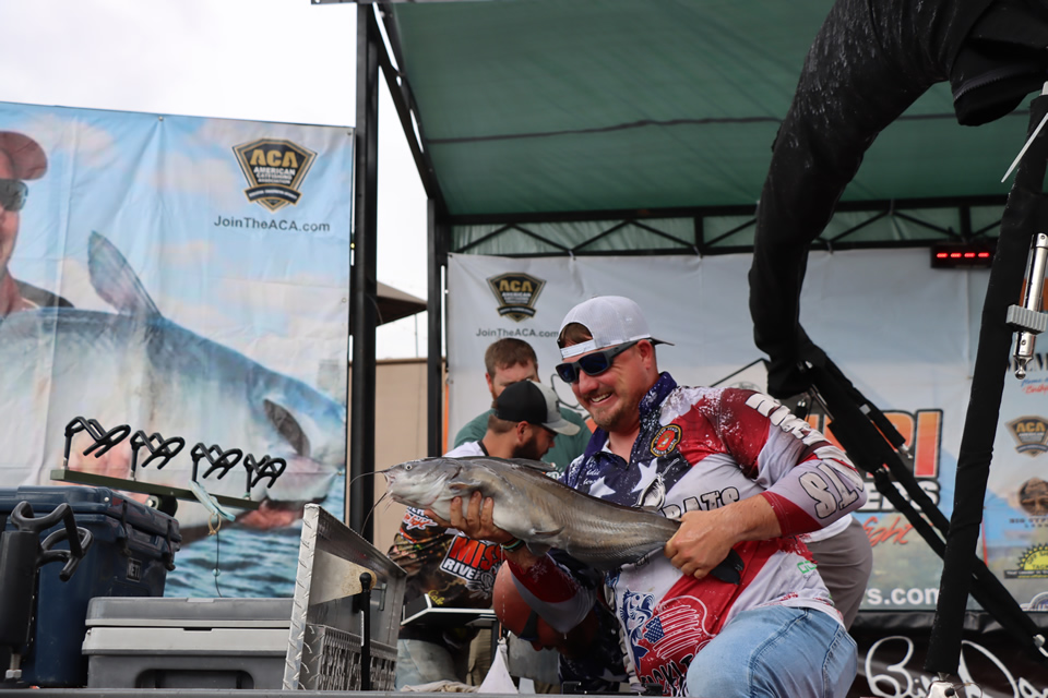 MISSISSIPPI RIVER MONSTERS CATFISH TOURNAMENT (88)