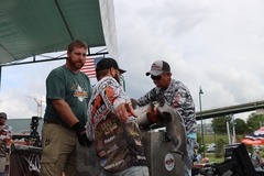 MISSISSIPPI RIVER MONSTERS CATFISH TOURNAMENT (98)